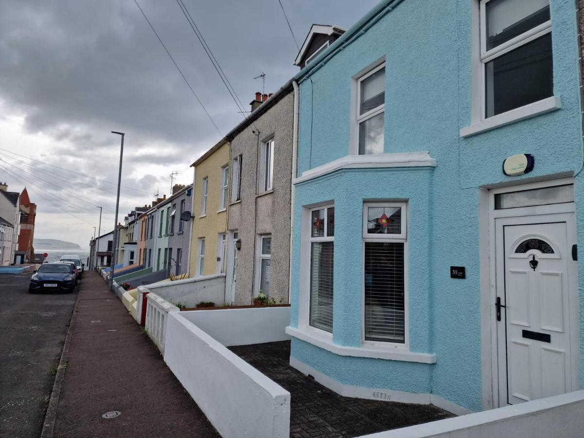 הוילה Enfield Street House Behind Portstewart Promenade With Partial Sea View From Front 3 Bed Sleeps 7 מראה חיצוני תמונה